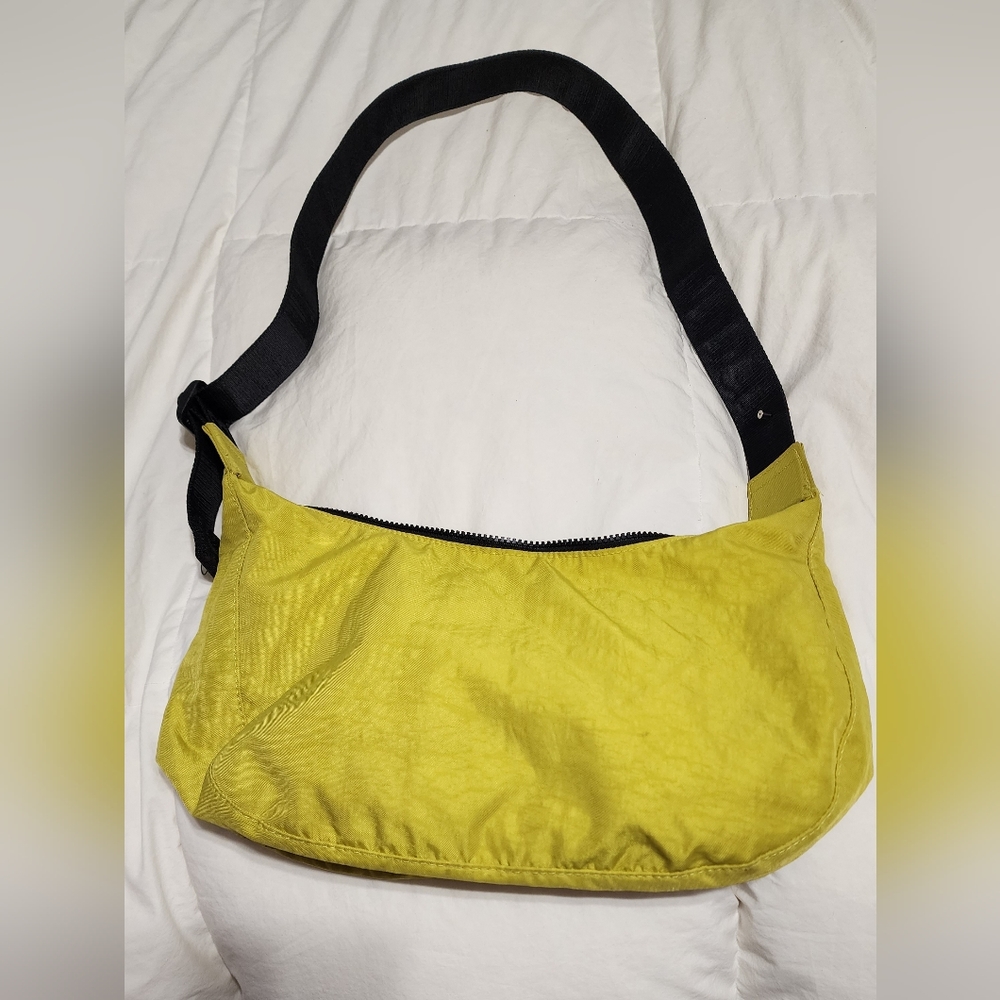 Baggu medium crescent in sour